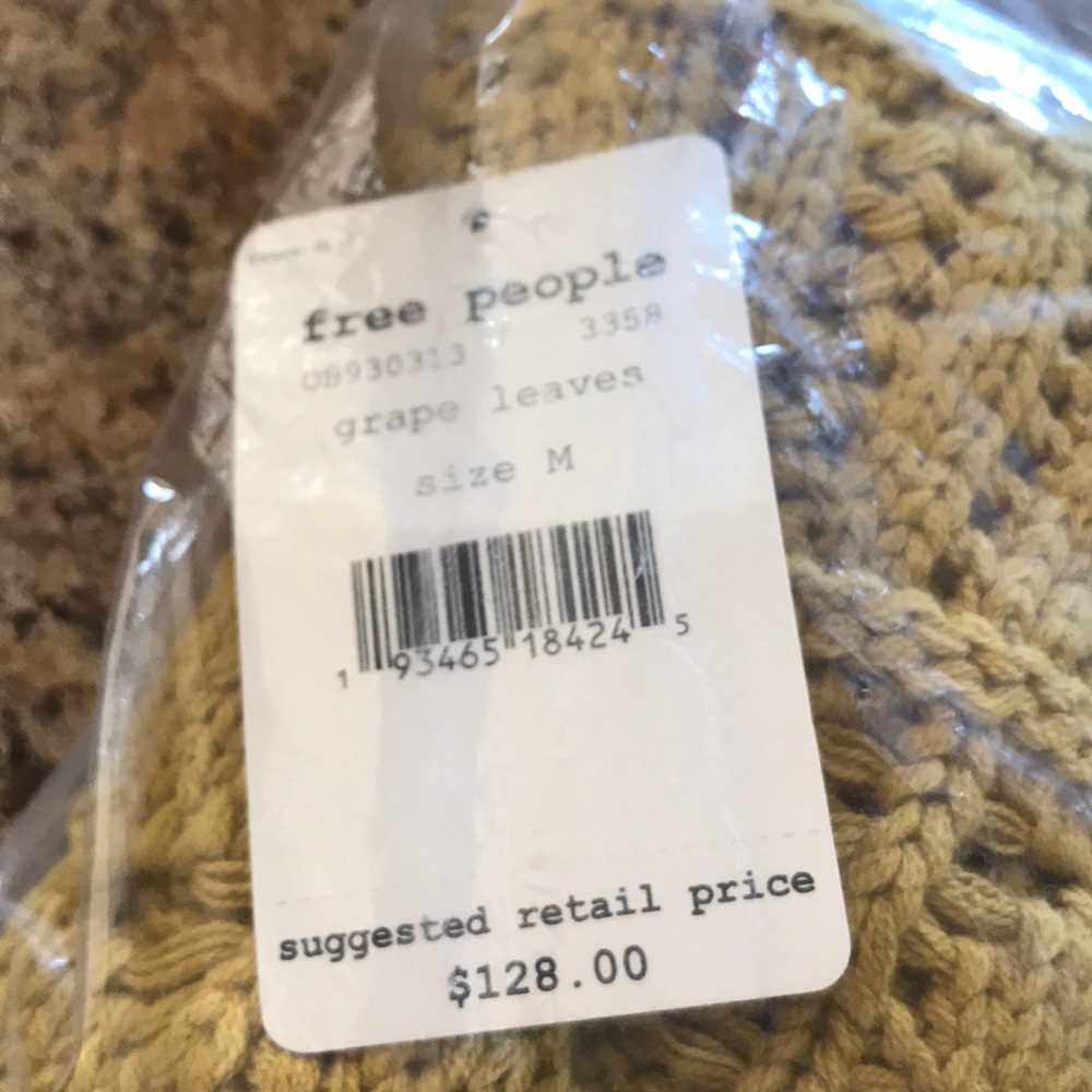 NWT Free People Dreams Tonight Crop Sweater - Picture 2 of 3